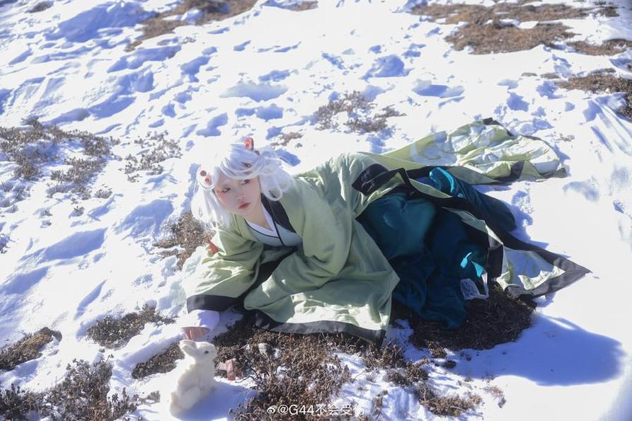 g44不会受伤 非常喜欢g44不会受伤cos的拍摄风格,很多照片都实在是太棒了