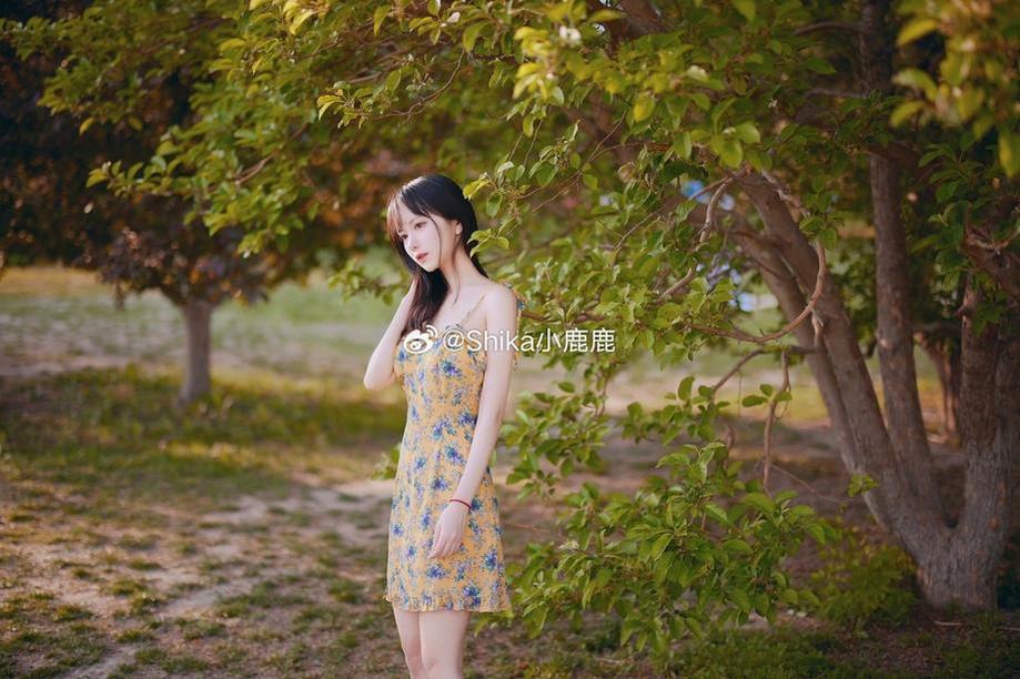 小鹿鹿shikap图精选，海量高清美图请自取