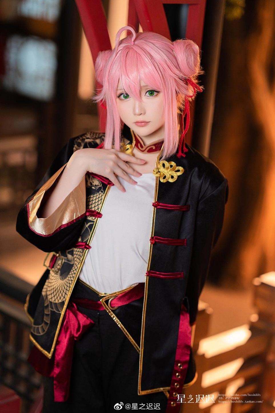 揭秘星之迟迟酮体的秘密：美图盛宴