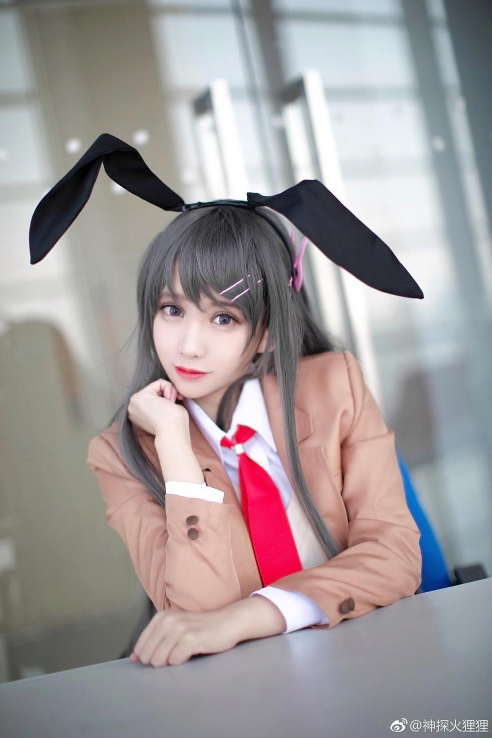 神探火狸狸微博白花的誓言：cos作品传递感动，艺术青年的浪漫时光