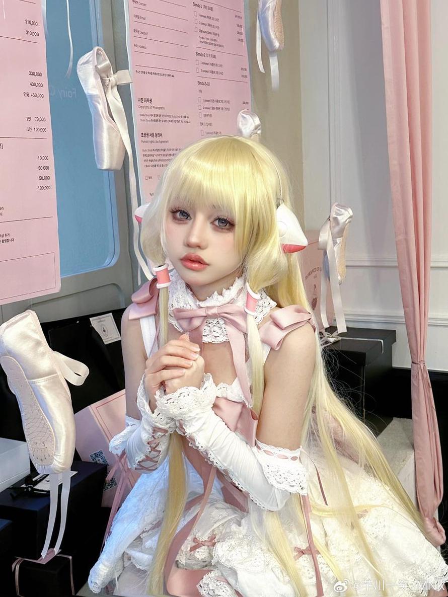 芊川一笑 美到窒息!芊川一笑修道院免费cos博主分享的图包。