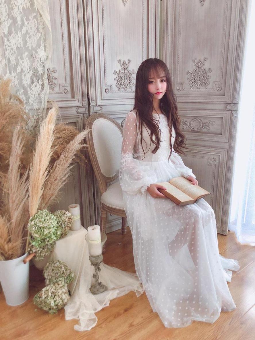 过期米线线描仙女图小姐姐来show一发超赞的照片分享!