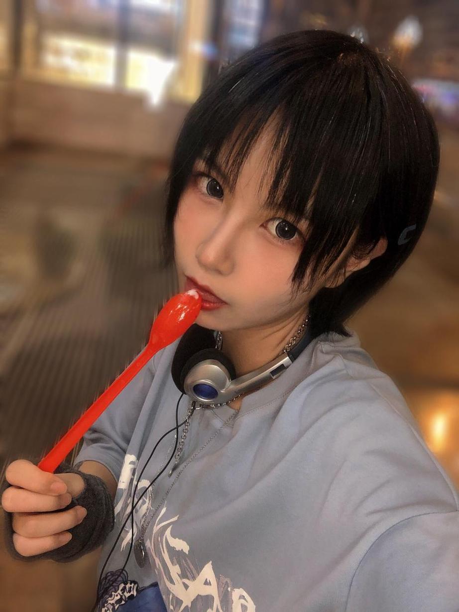 逐月su 明媚动人的逐月su全套照片下载