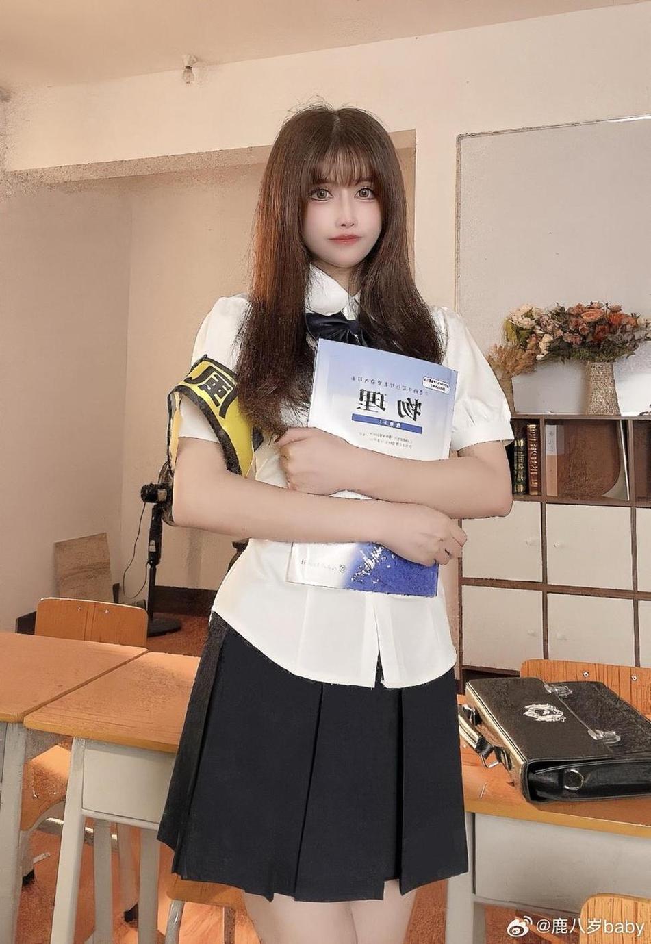 鹿八岁baby古装免费下载：婉约清新的美图图包